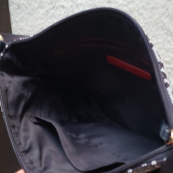 Tommy Hilfiger Garden Classic II Mono Canvas Crossbody Adjustable Strap Bag - Picture 8 of 11